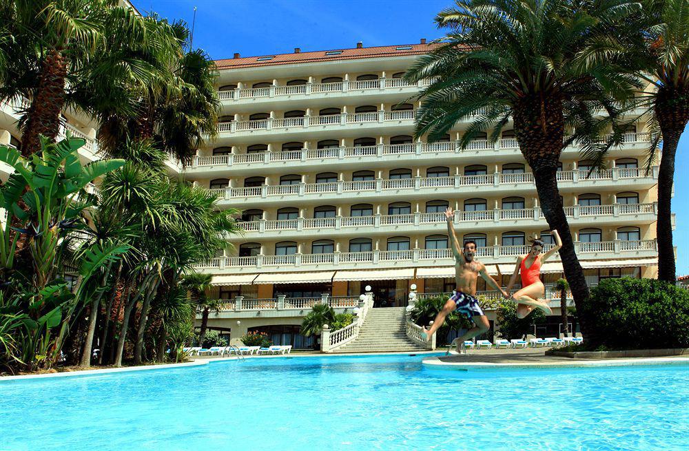 Aqua Hotel Silhouette & Spa - Adults Only Malgrat de Mar Exteriér fotografie
